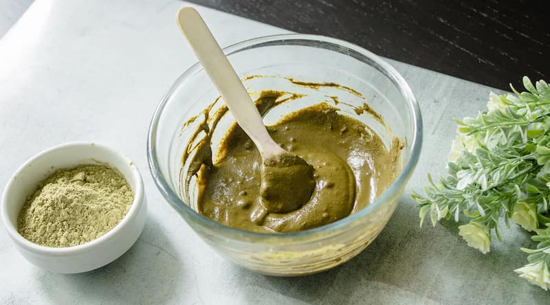 تصویر 2 از حنا گیاهی مشکی با ماندگاری بالا و رنگ جذاب مو